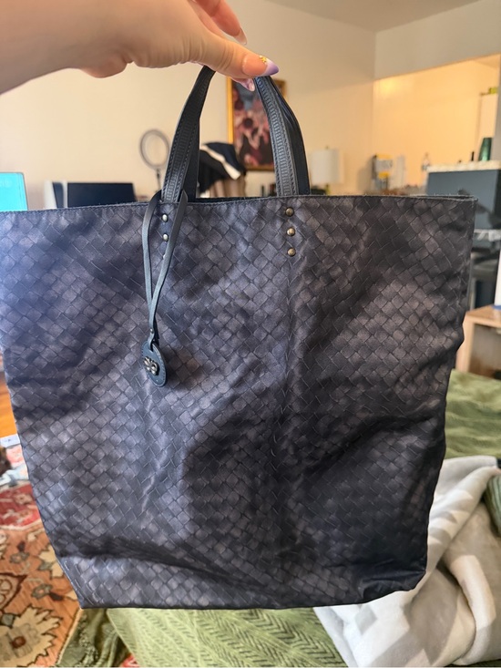 Bottega Veneta Handbags - Like new authentic Bottega nylon tote